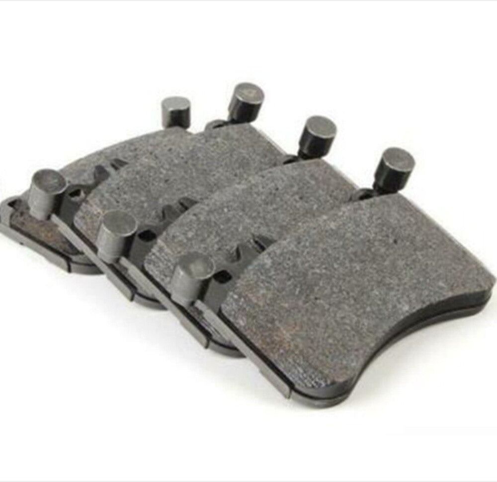 Suitable for Mercedes-Benz brake pad kits (front A0074206920, CL550 10-14, S550 12-13-). Q
