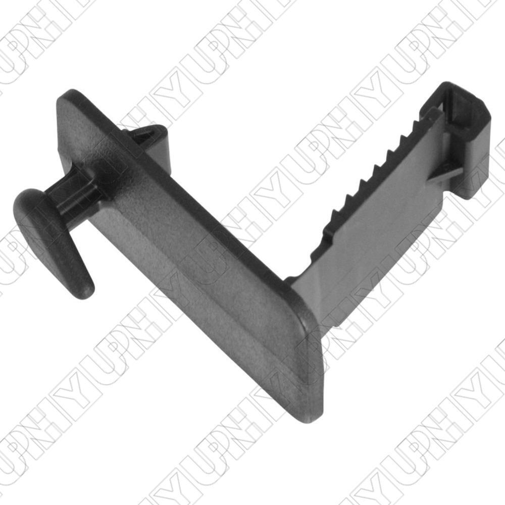 1W6Z76130A83AA Front Left Floor Mat Hold Down Retainer Hook Clip for Ford 01-10 Q