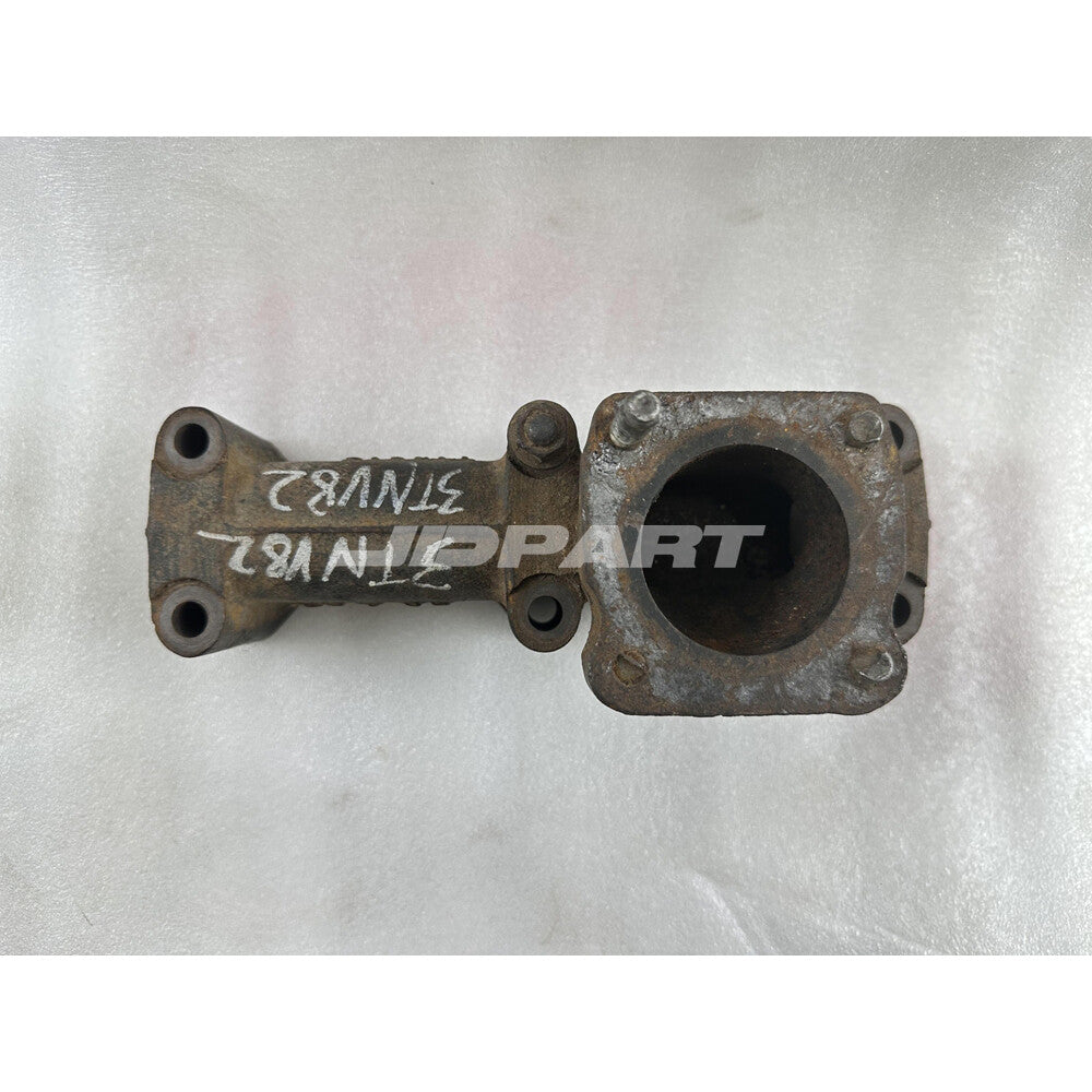 3TNV82 exhaust manifold is suitable for excavator engine parts.