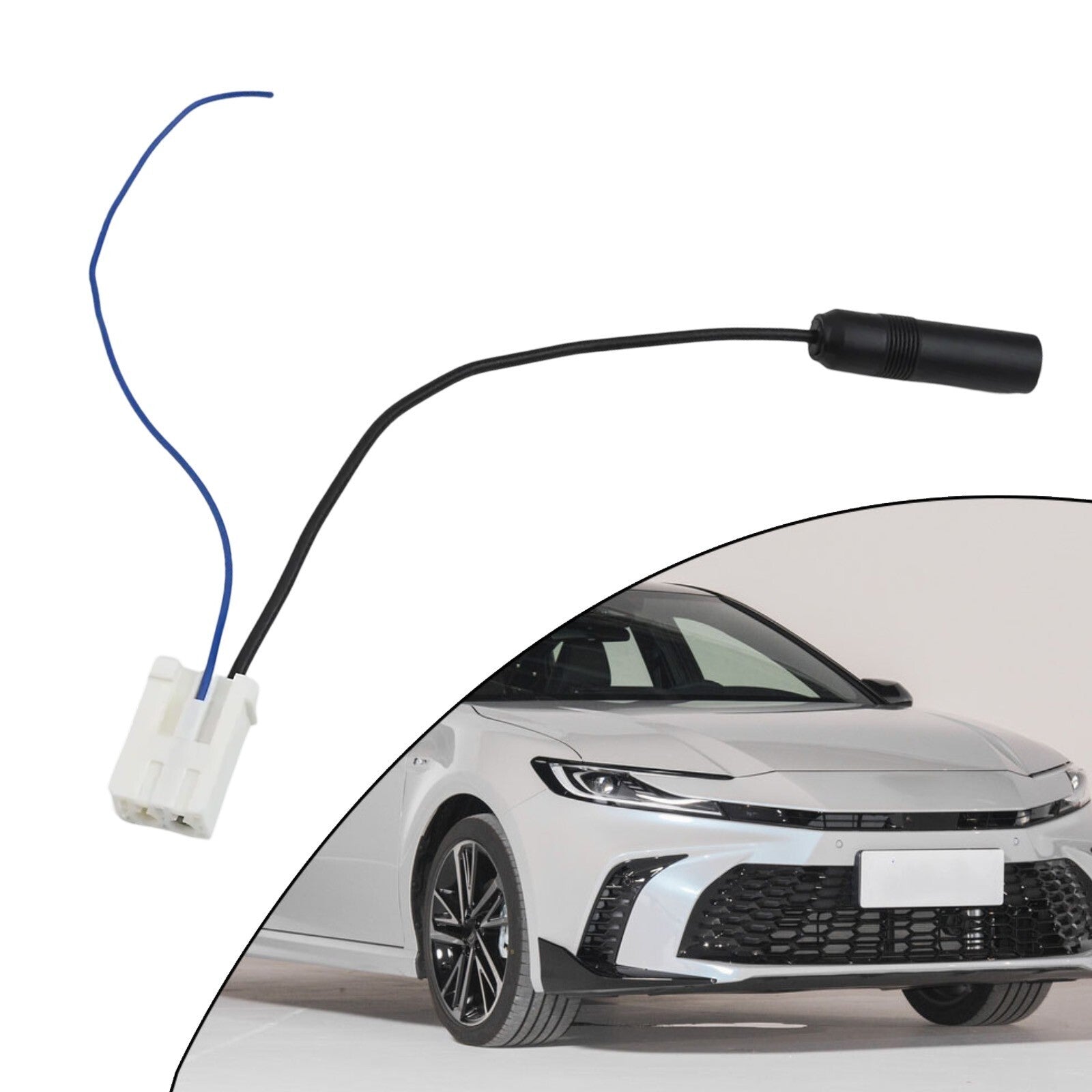 Easy-to-use car radio antenna adapter with enhanced compatibility for Toyota