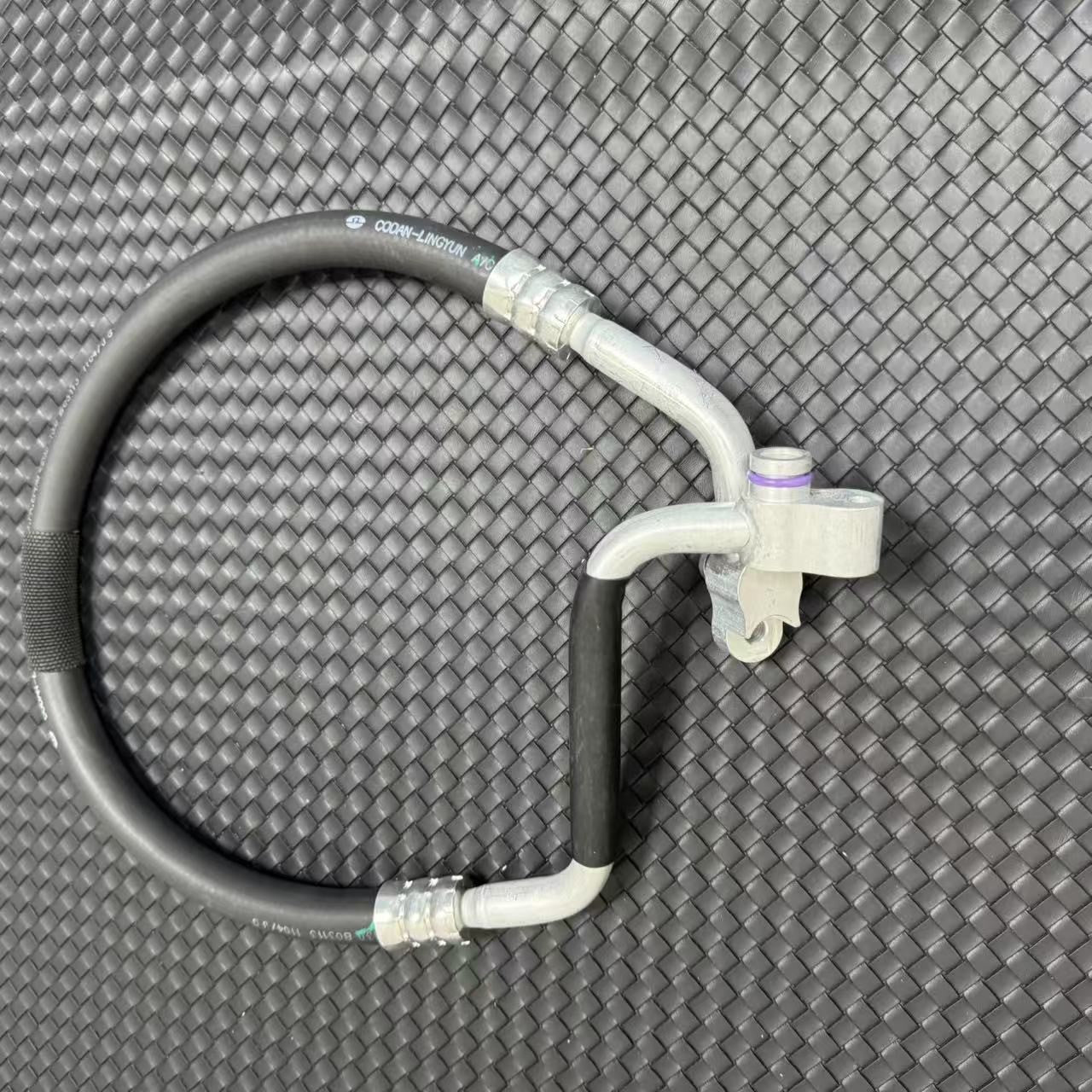 8T0260701N A/C Air Condition Hose Line for Audi for A5 for A4 10-17 Q