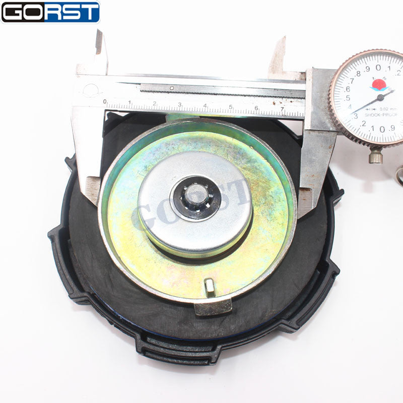 Fuel tank cap with lock key suitable for Iveco air cap 500302656, inner diameter 78 mm. Q