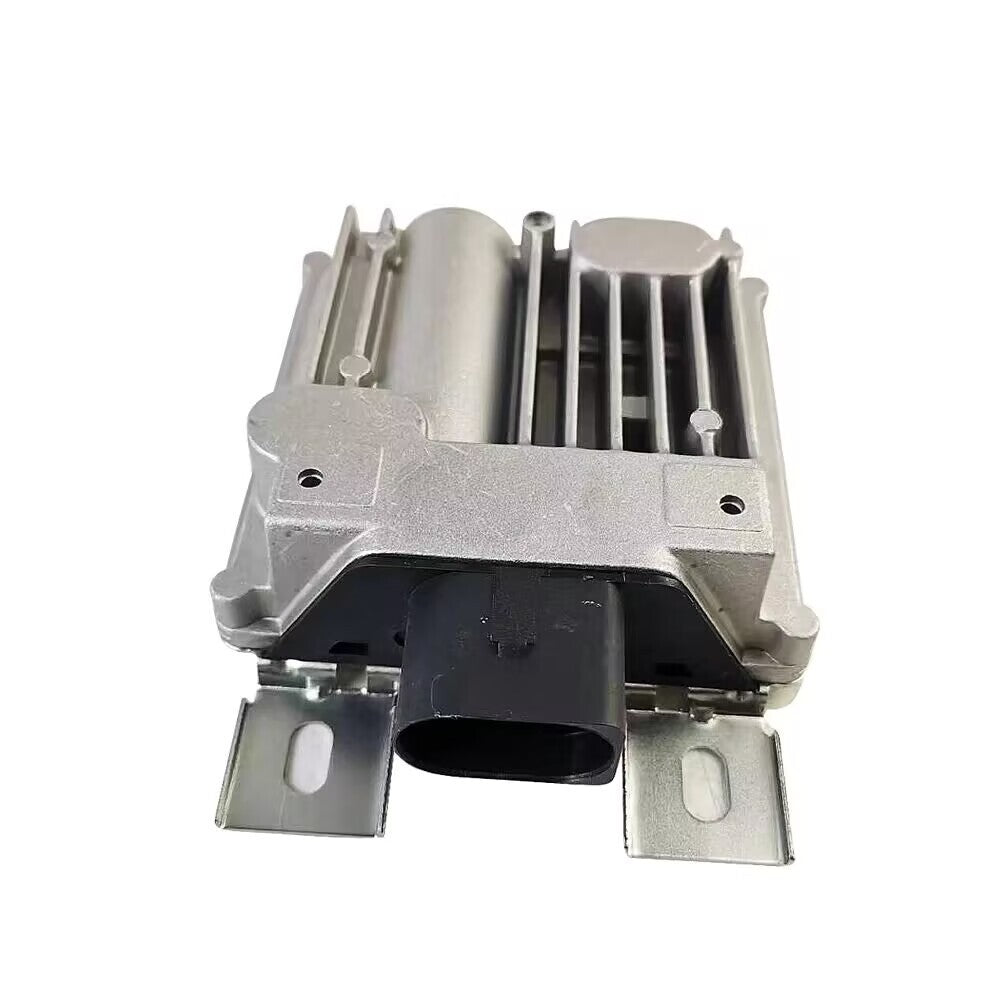 Fuel pump controllers 7P0906093A, 7P0906093B, and 7P0906093 are suitable for Volkswagen Touareg models from 2011 to 2018.