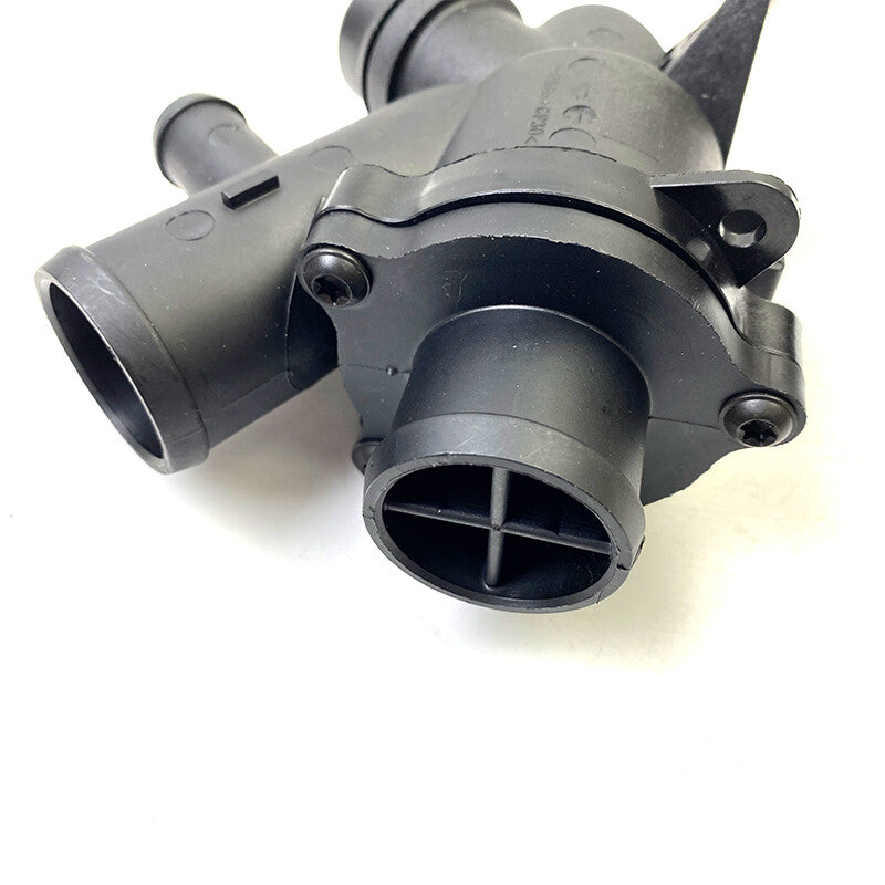 Thermostat housing is suitable for Land Rover for Range Rover Sport 5.0L 10-13 LR032135- n
