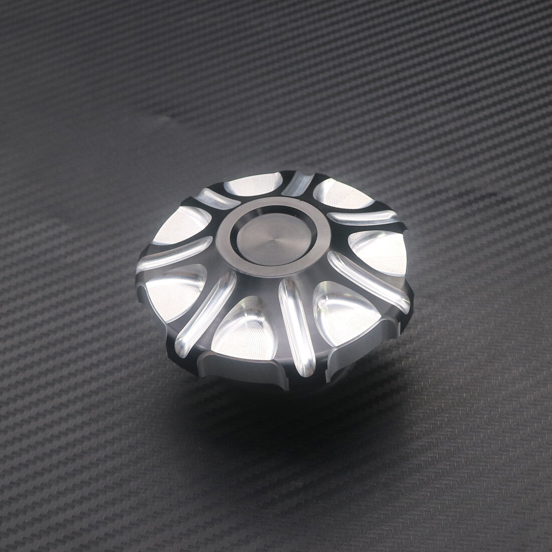 Silver CNC Edge Cut Gas Tank Cap Fuel Cap For Sportster Road King Softail Q