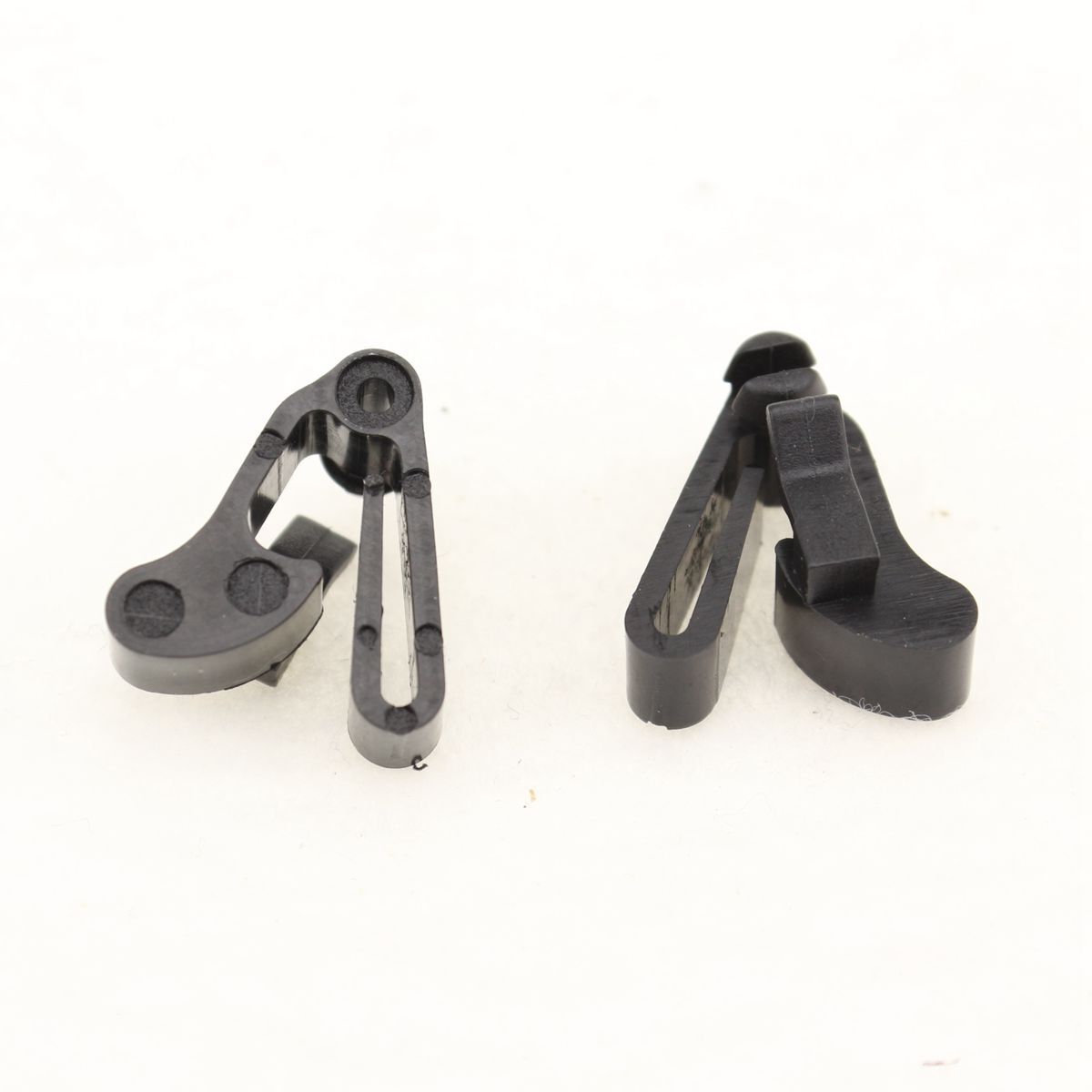 2-pack for Land Rover Discovery Series II Fuel Tank Latch Clips BPX700010