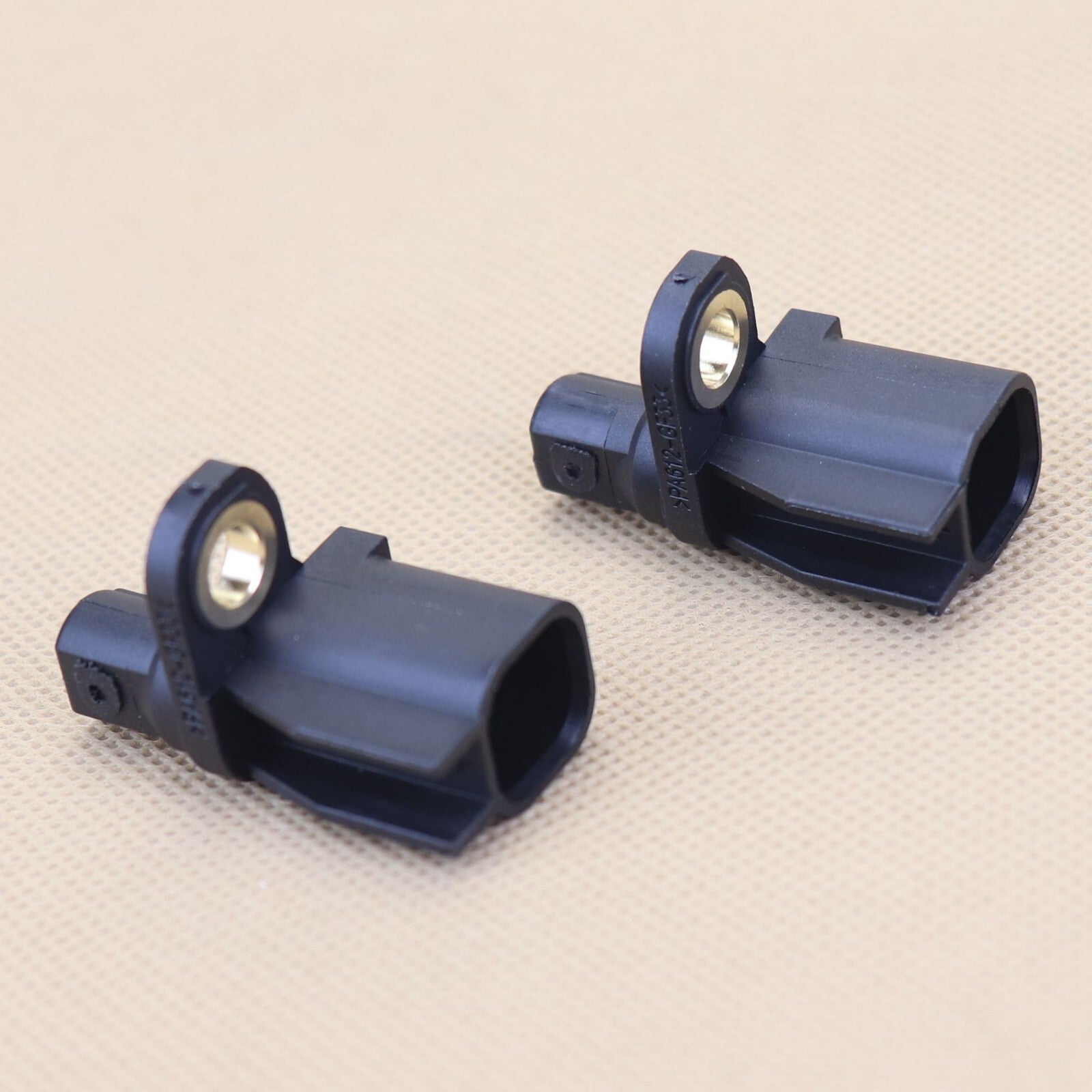 left rear ABS wheel speed sensors, model 1682670, for Ford / for Volvo AV6T2B372EC.