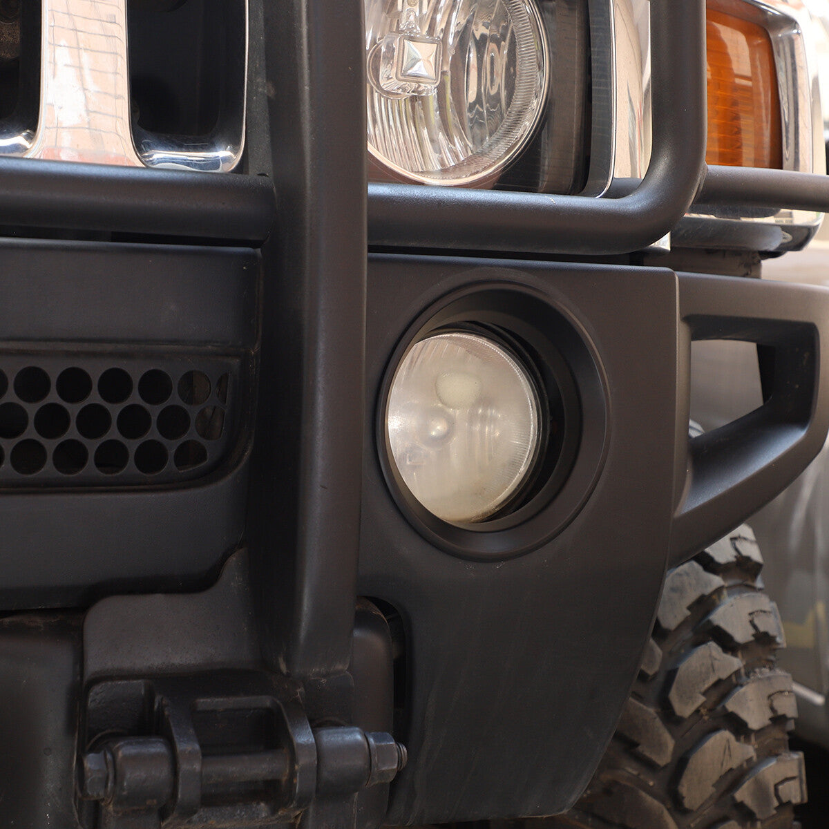 6-piece set of decorative smoked caps for exterior for Hummer H2 roof lights (2003-2009)