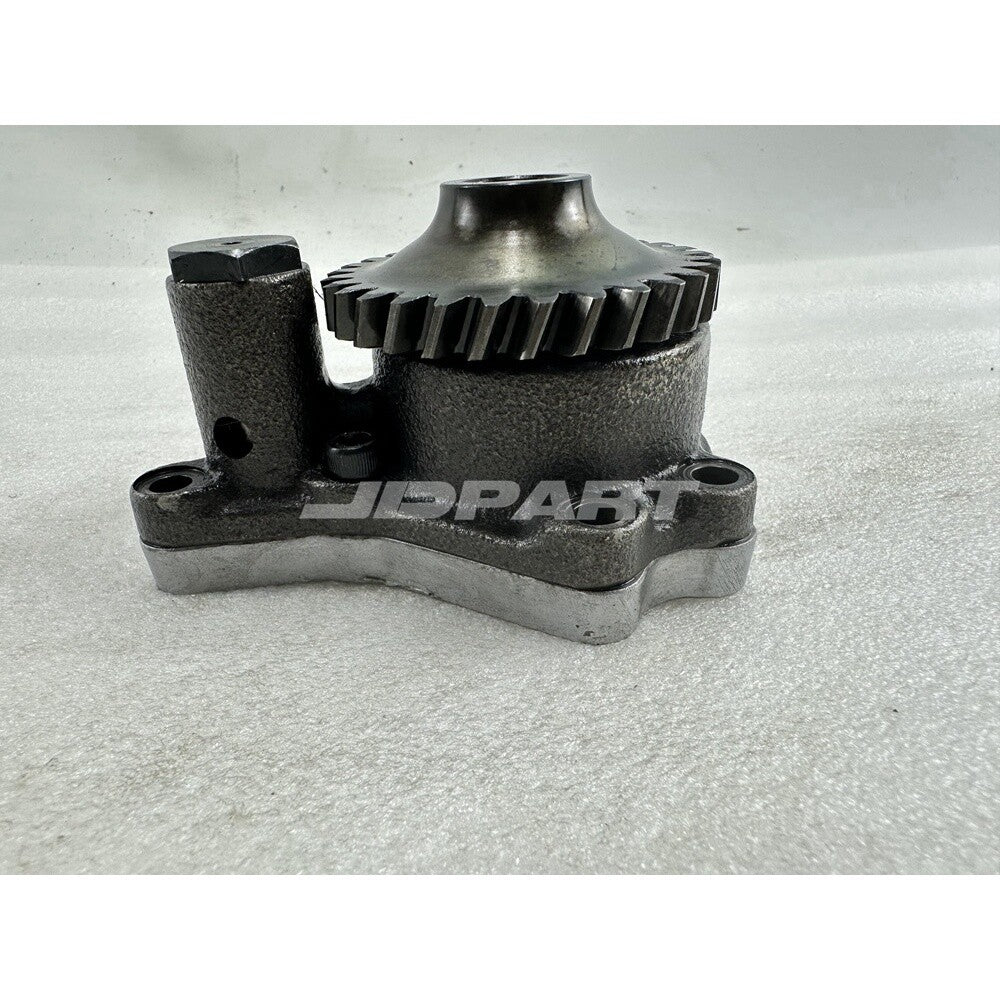 A2300 oil pump 4900567 is suitable for diesel engine parts.