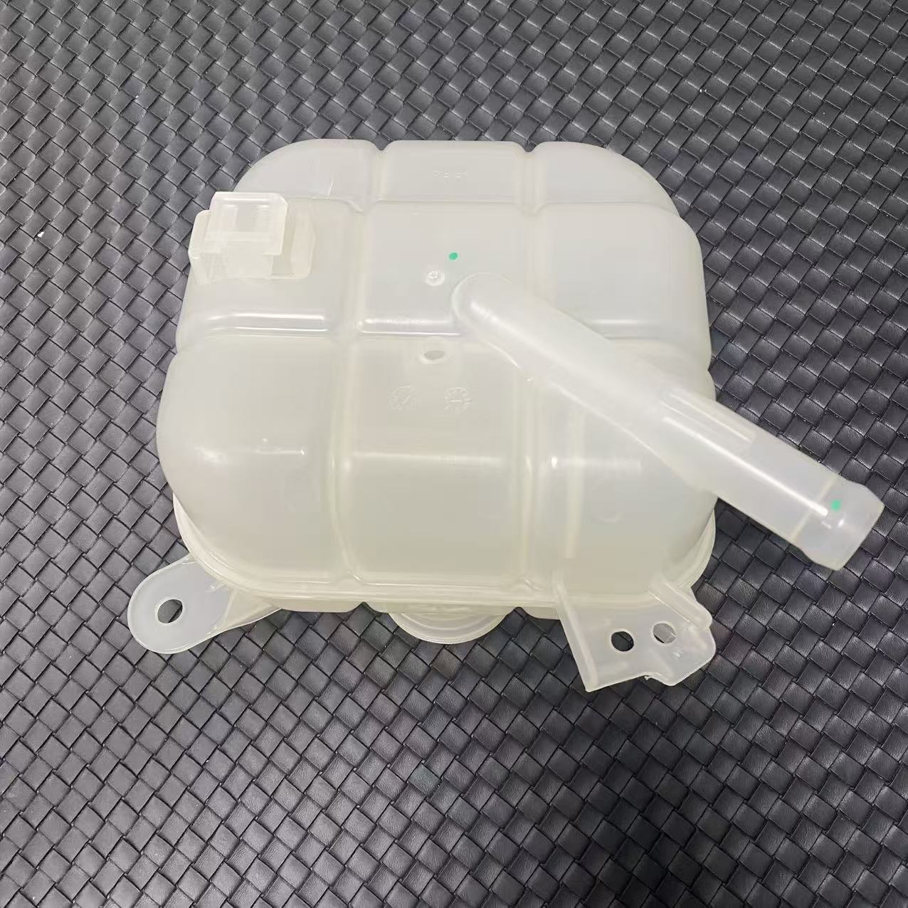 Engine Coolant Reservoir for Buick Envision 2016-2020 Q