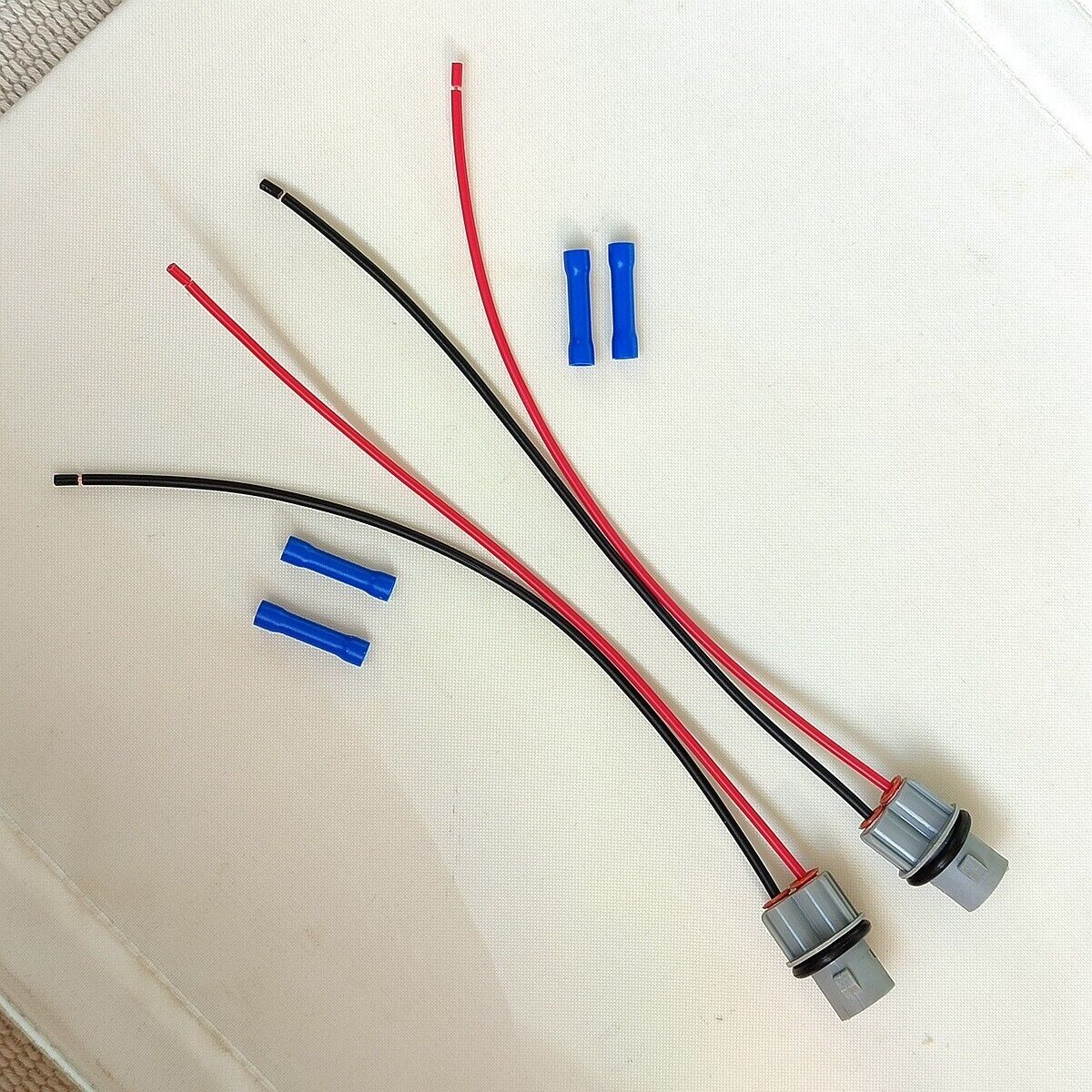 A Pair Side Marker Lamp Light Base Wire Tree for Mercedes-Benz