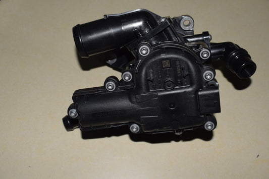 Thermostat 256002M800 for 2021 for Kia K5 Q