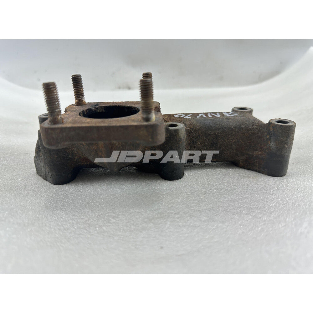 3TNV70 exhaust manifold for diesel parts -