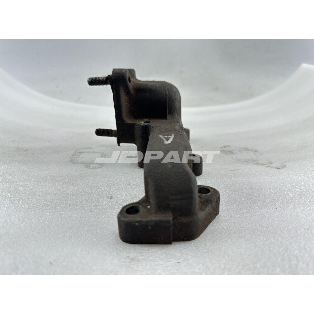 L3E exhaust manifold is suitable for excavator engine parts.