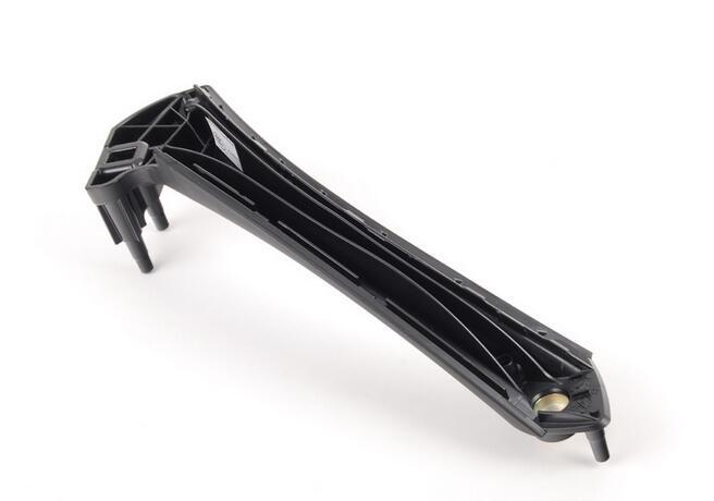The black inner door panel handle cover on the left side is suitable for E90 328i. n