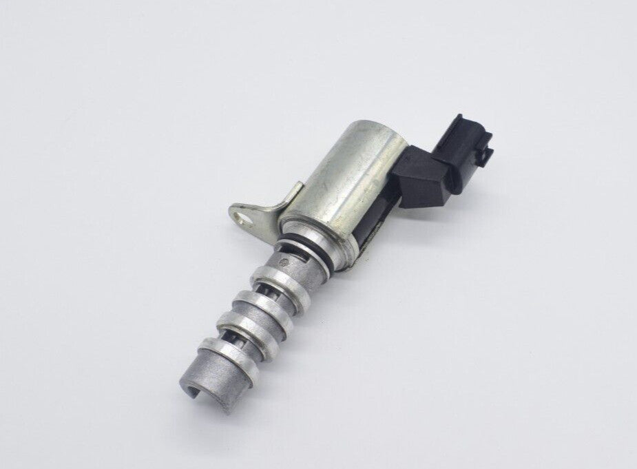 Engine camshaft variable valve timing solenoid valve (VVT) suitable for Versa 23796-ED000- n