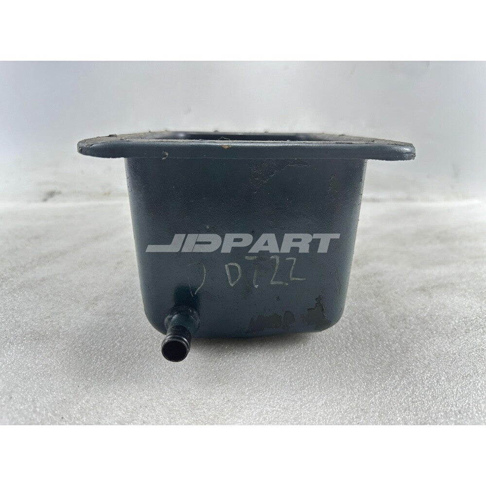 D722 D oil pan 16863-01505 is a spare part for engines.