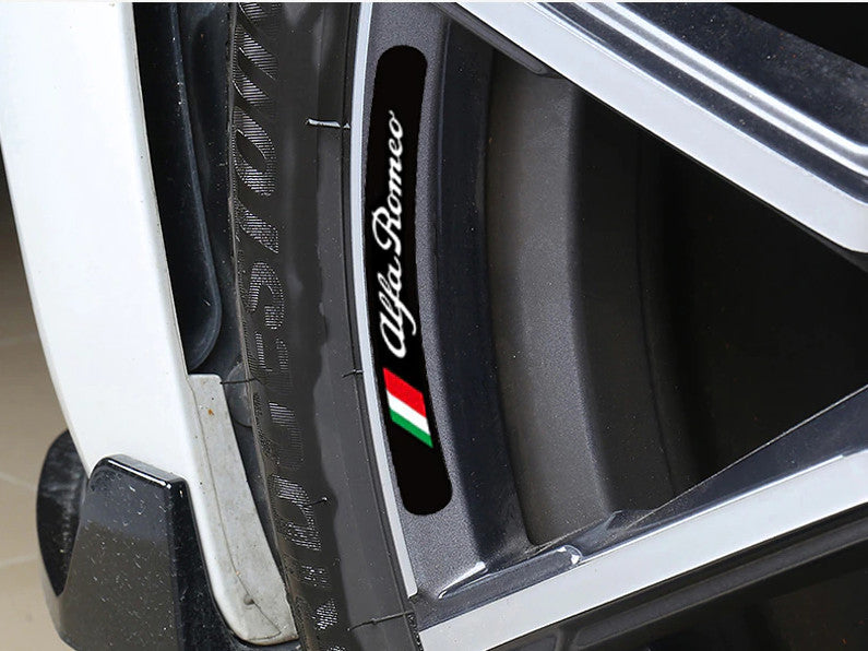 Black side fender and window badge decals for Audi Q5 cars.