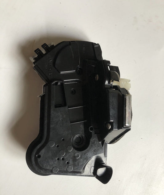 Right Front Door Lock Actuator for Toyota for Corolla , for Camry , Highlander Q