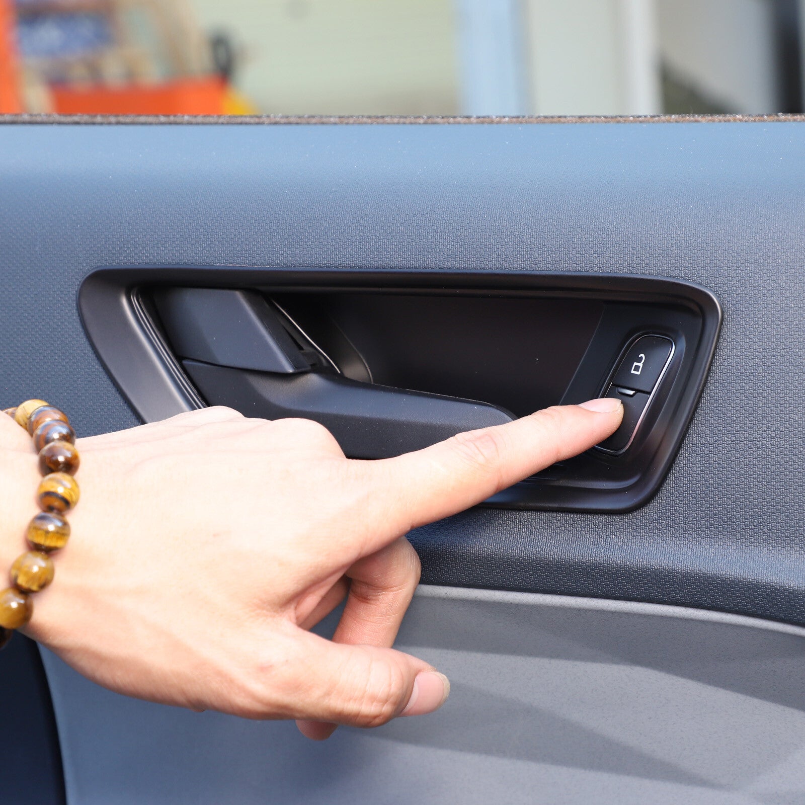 Carbon fiber ABS driver side vent decorative frame suitable for Corvette C7 2014-2019 - v