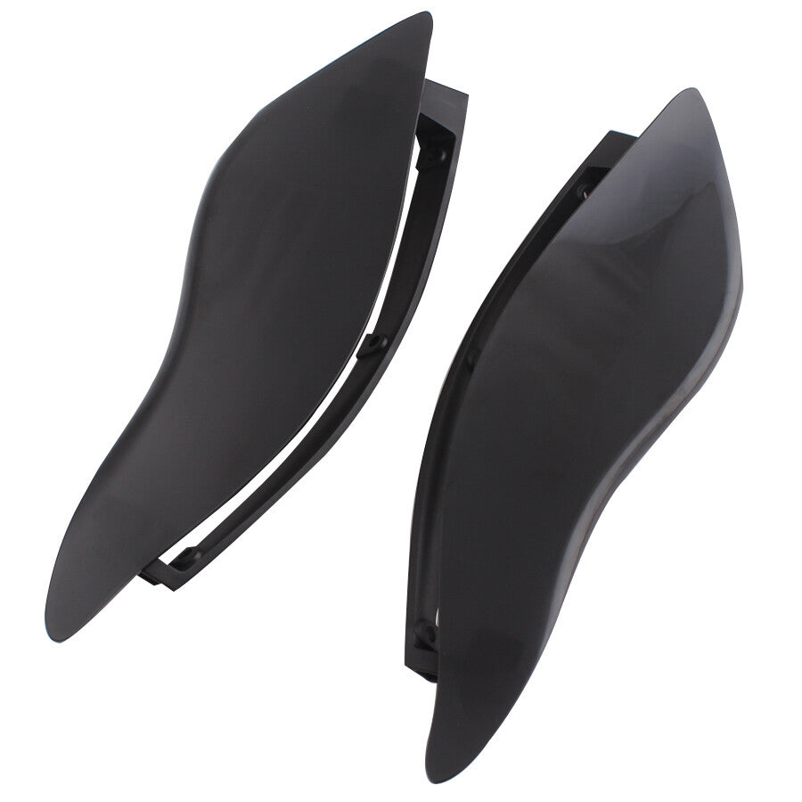 Black side fairing windshield air deflectors suitable for Harley tourist street tri-gliding. n
