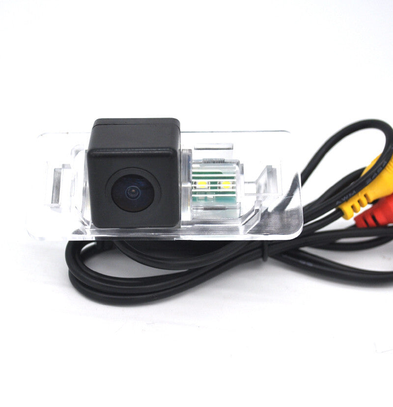 Reverse Camera Number Plate Light For E90 E91 E92 E93 F30 E70 x5 E39 E65 E71 v