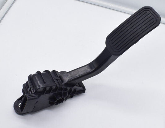 Gas Acceleration Pedal Sensor 78120-35460 for Toyota 07-11 FJ Cruiser 03-09 Q
