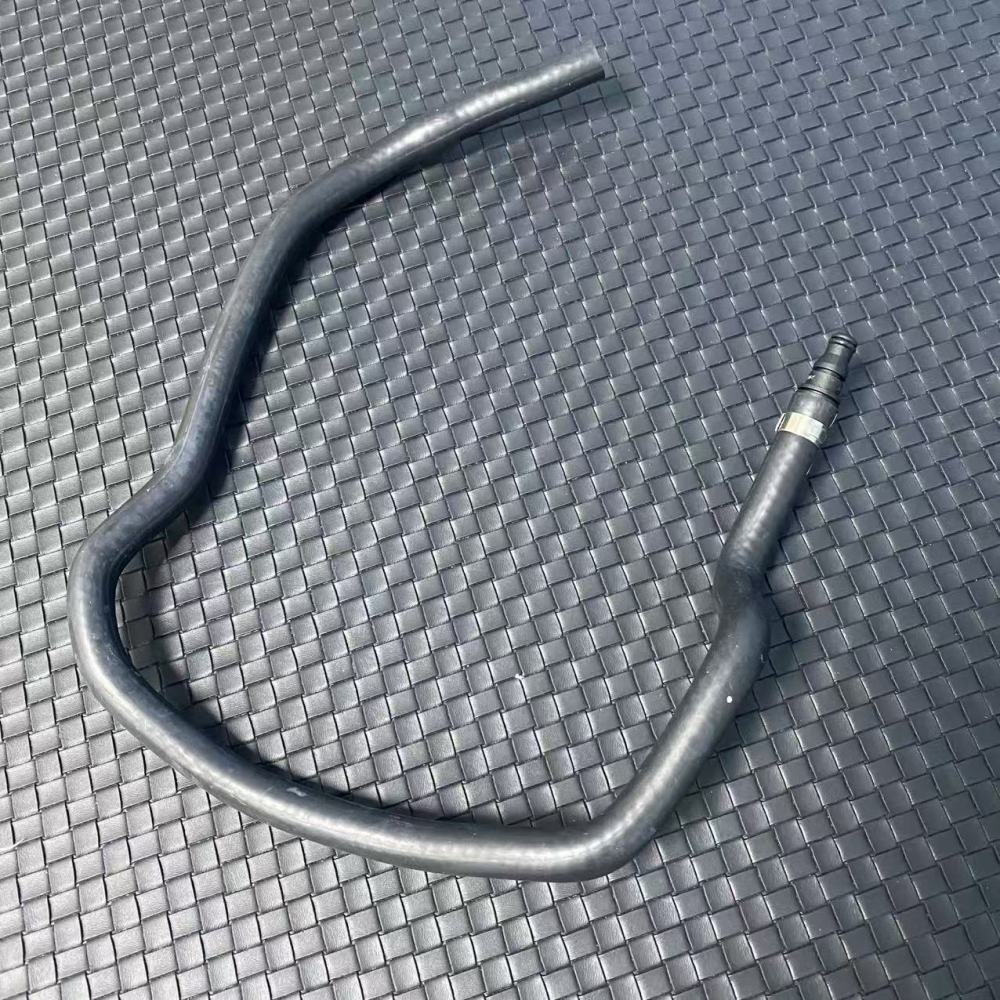 Engine Coolant Overflow Hose Tool Fit for Mercedes 2215010125 Q