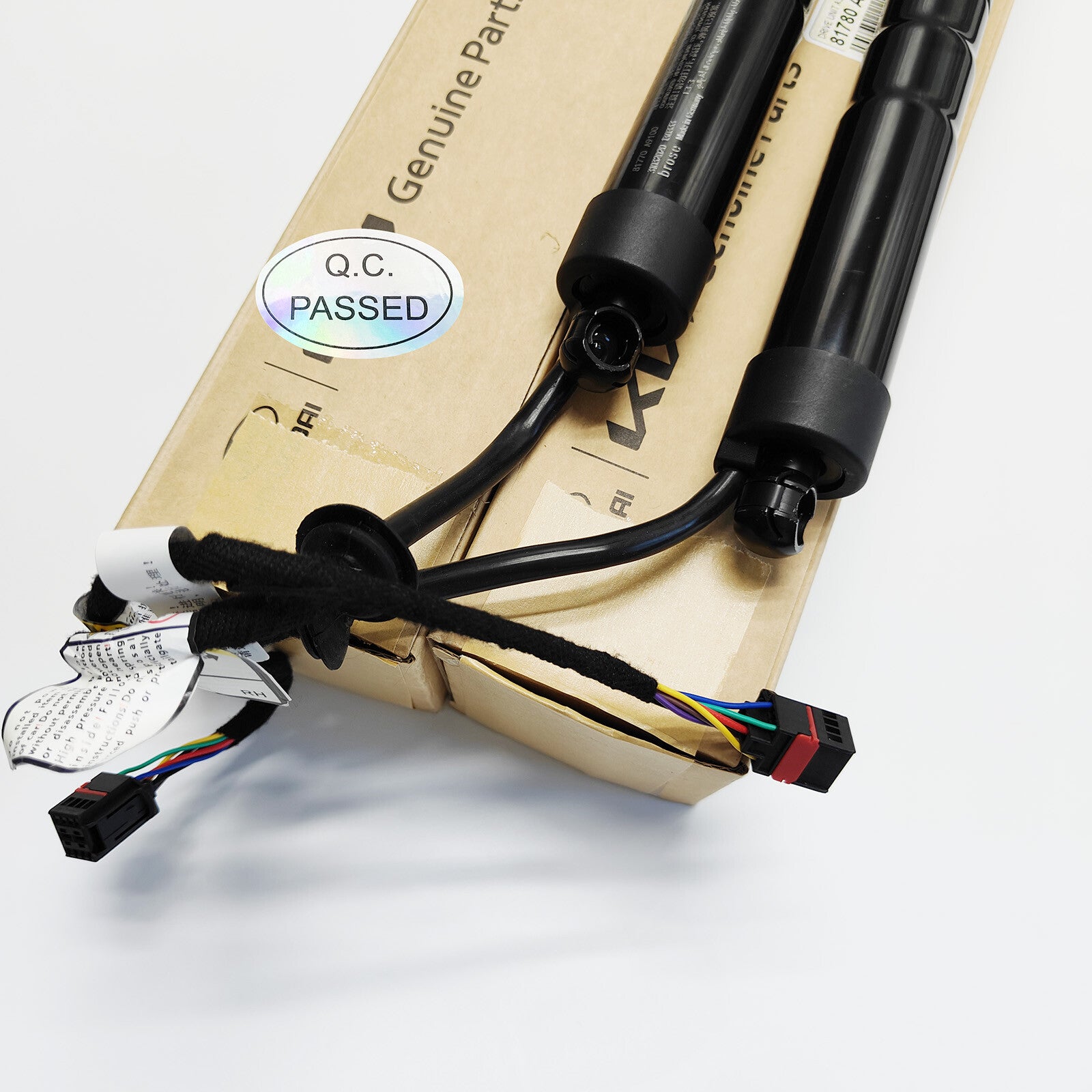 The all-new left and right power tailgate lifter pillars are suitable for the 2015 for Kia Sedona 3.3L. Q