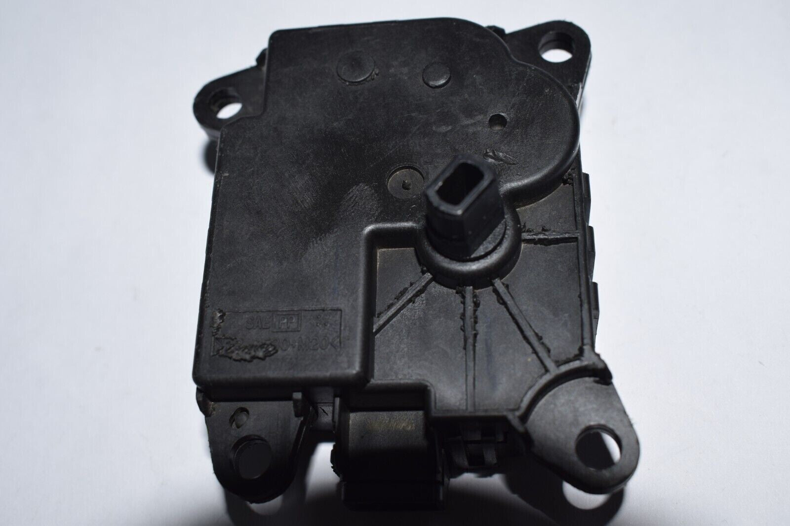 NEW Heater Blend Door Actuator for Nissan for Infiniti 27732A070A, 27732-A070A Q