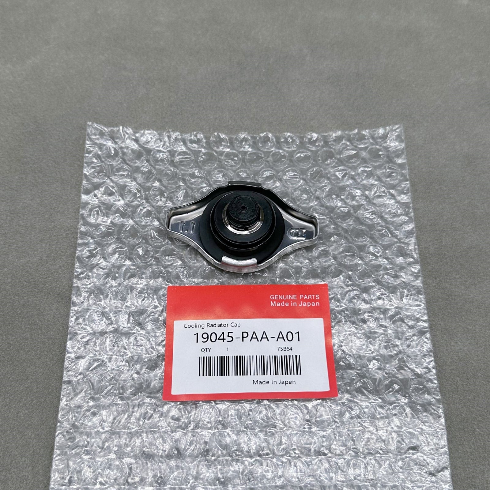 The new radiator cap is suitable for Honda Accord, for Civic Odyssey, CR-V, and for Acura TL