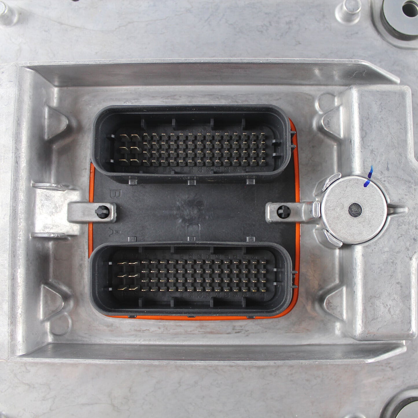 VOE21695313 ECU Engine Common Rail Controller for Volvo for Mack Programmed