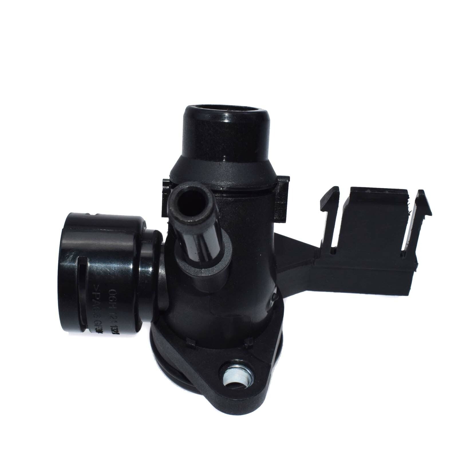 Suitable for Amarok, for Audi A4, A5, A6, Quattro, and Q5 engine coolant hose flange 06H121132H - Brand New n