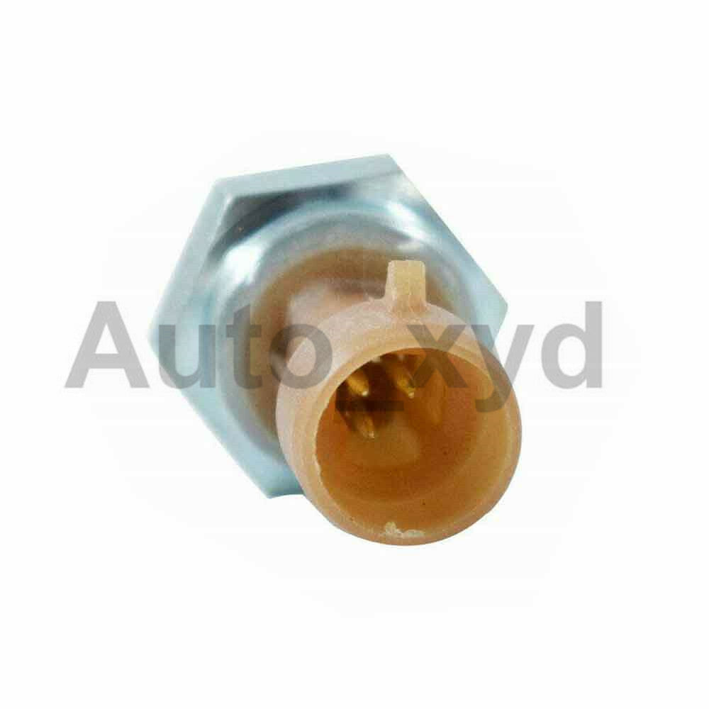 Oil Pressure EOP Sensor 1807369 for Navistar DT466E I530E DT466 530 HT530 DT466E
