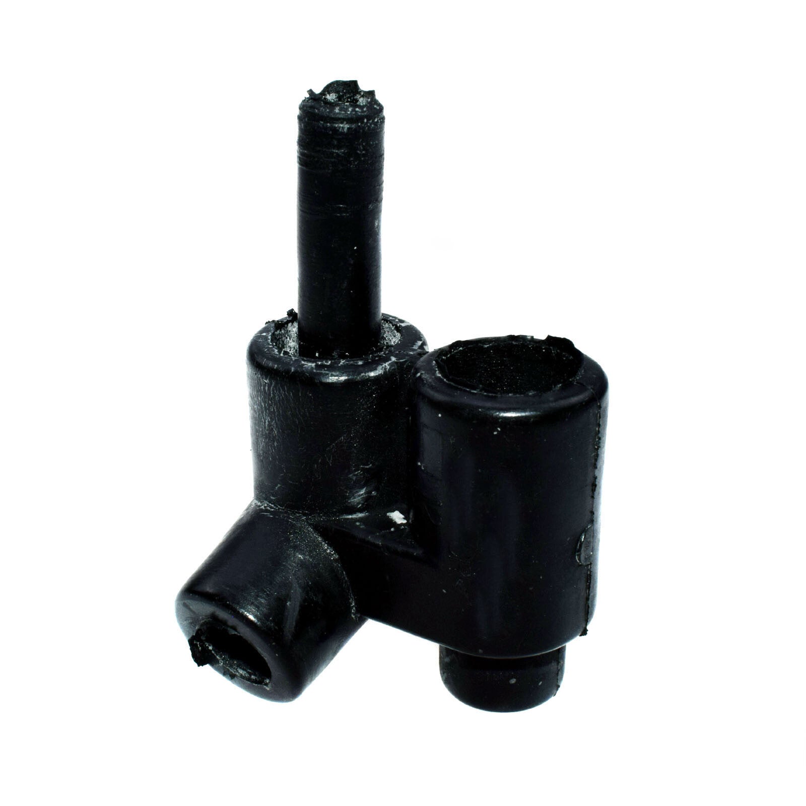 Suitable for Mercedes-Benz C240 C280 crankcase vent breather hose connector 1120180209 Q