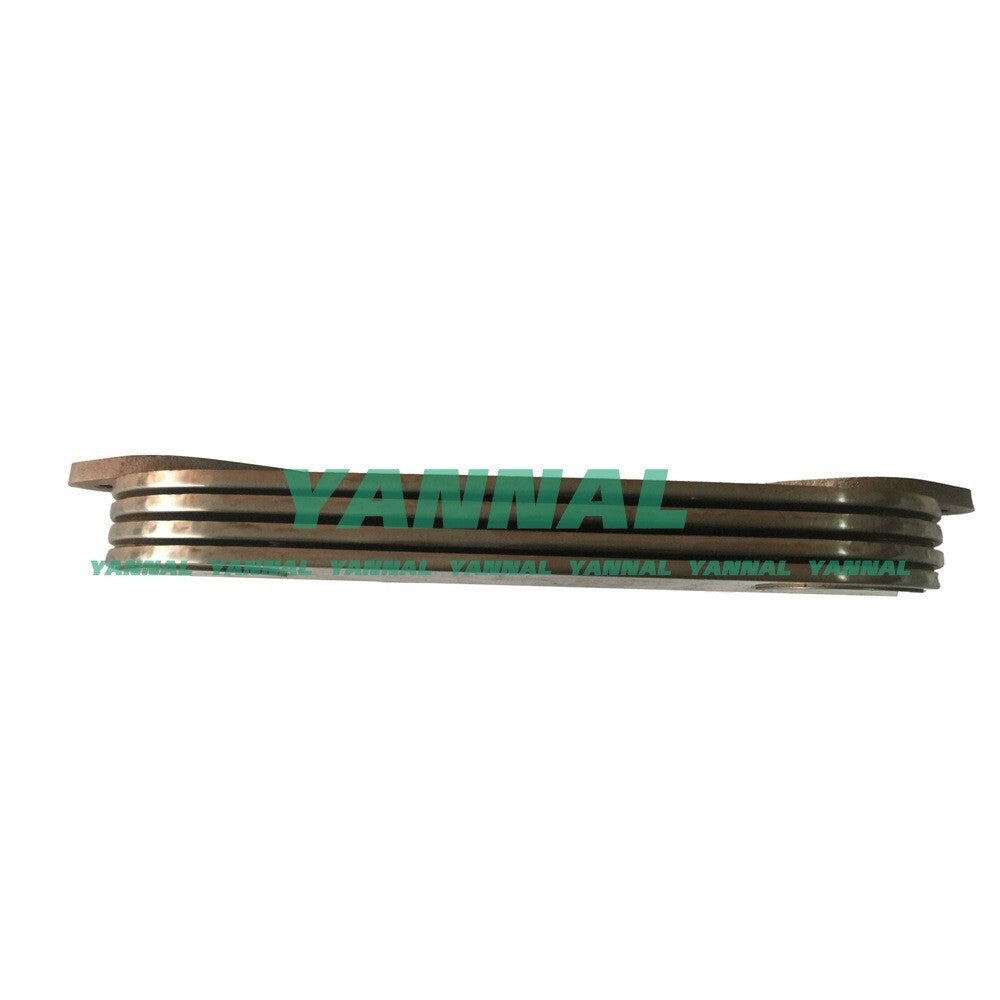 4M40 oil cooler core is suitable for Mitsubishi engine parts.