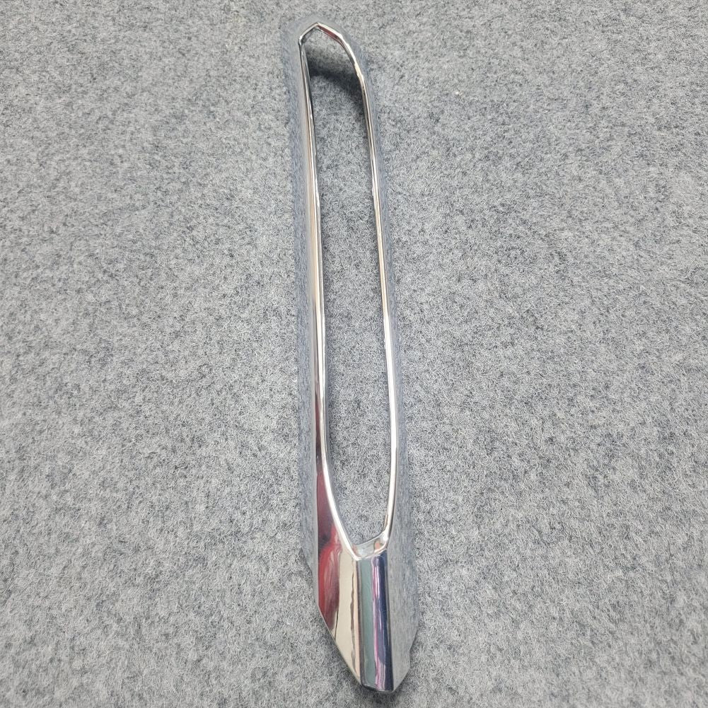 Daytime running light trim is suitable for Mercedes-Benz E-Class W207