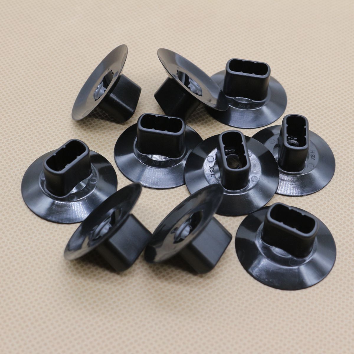 New 15Pcs Wheel Arch Lining  Splash Guard Retainer Clip for Renault 7703081056 Q