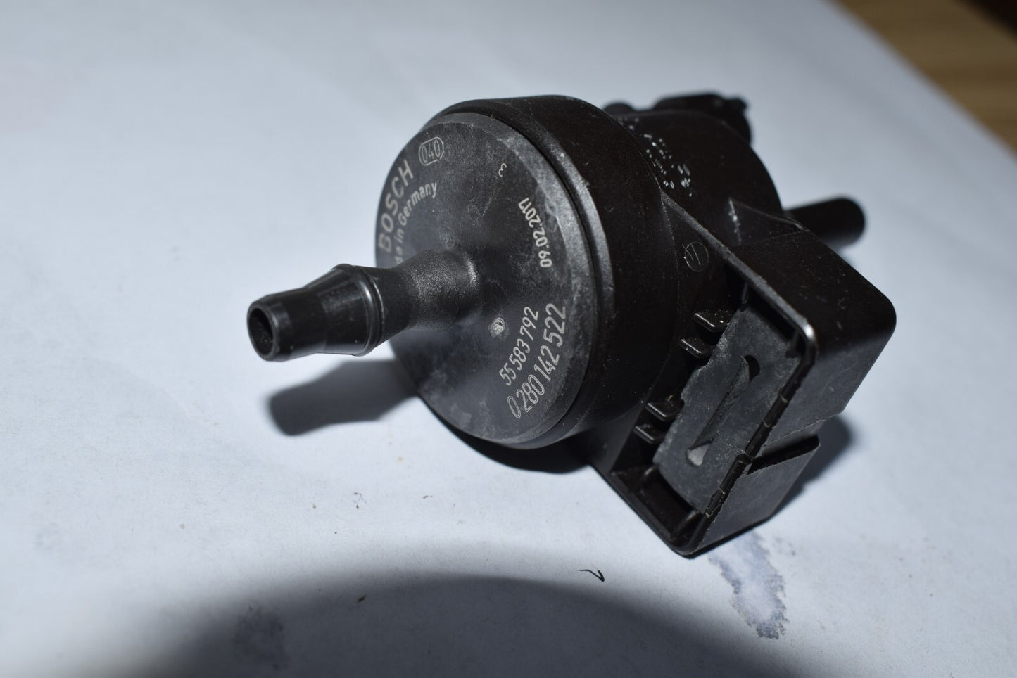OE 0280142522 Steam tank purification solenoid valve 55583792 is suitable for Opel Insignia 1.6- n