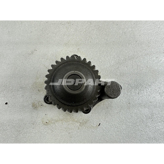29T oil pump 129150-32000, suitable for 3TNV88, 4TNV88, and 4TNE88 engine spare parts.