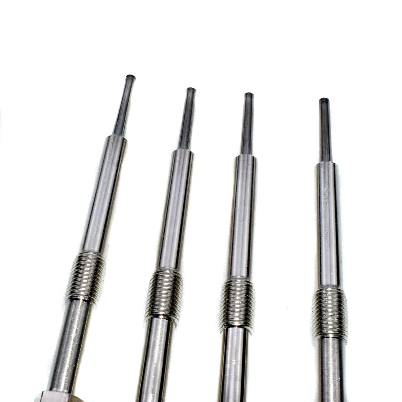 Brand new 4-piece electric heating plug for 2006-2012 for GMC Diesel 6.6 lb LMM 97364968- n