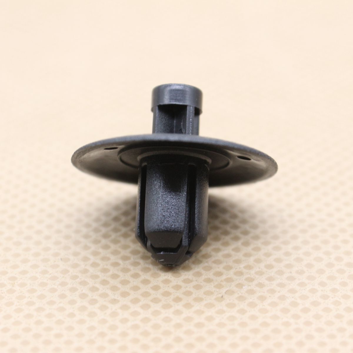 New 25Pcs Exterior-Applique Rivet WHT004994 for VW for Jetta for Passat