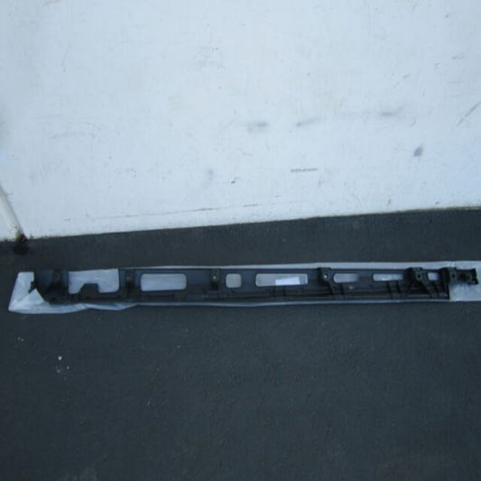 1666980227 RH Rocker Moulding Skirt Support for Mercedes GLE350 2016-18