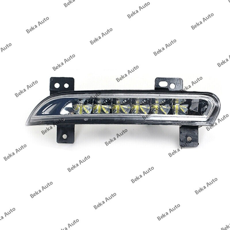 1 piece of left front bumper LED fog light for a 2014 for Renault Fluence.
