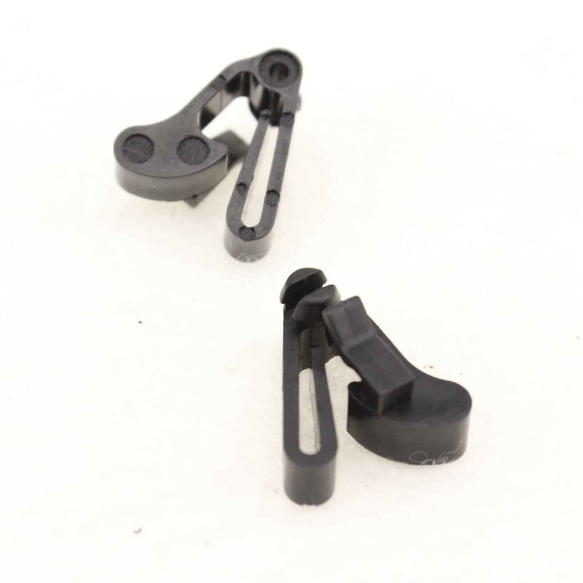 2-pack for Land Rover Discovery Series II Fuel Tank Latch Clips BPX700010