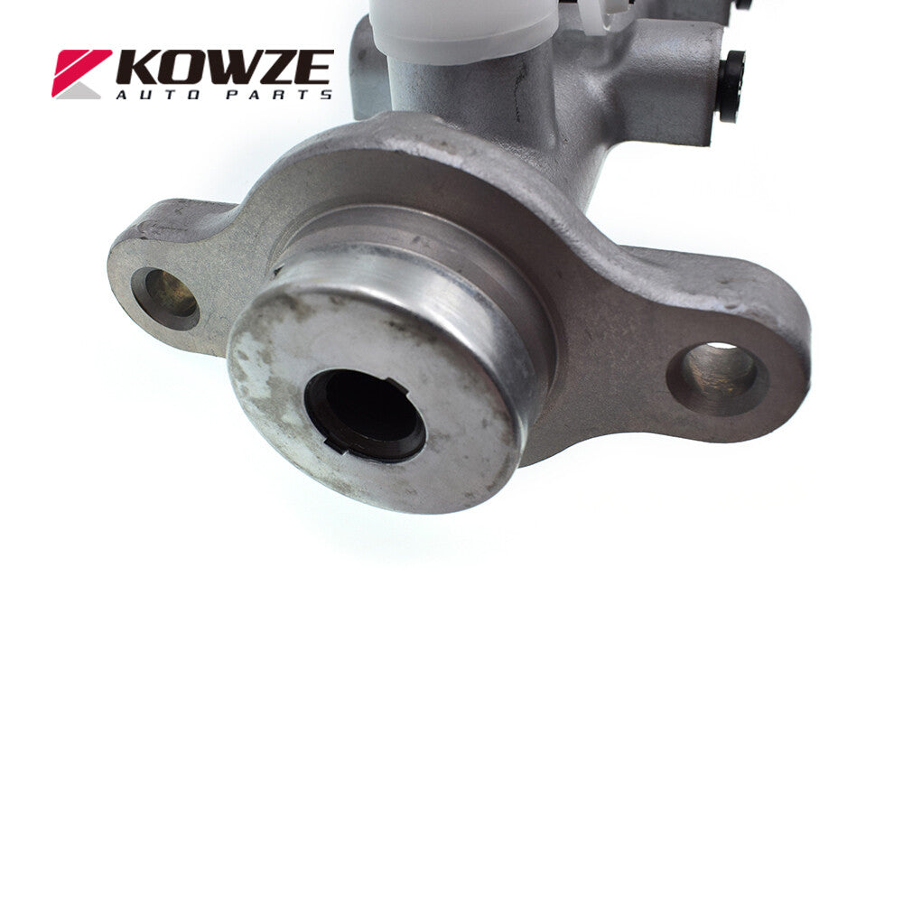 Brake Master Cylinder LHD MT fit for Nissan Navara Frontier Double Cab D40 YD25DDTI Q