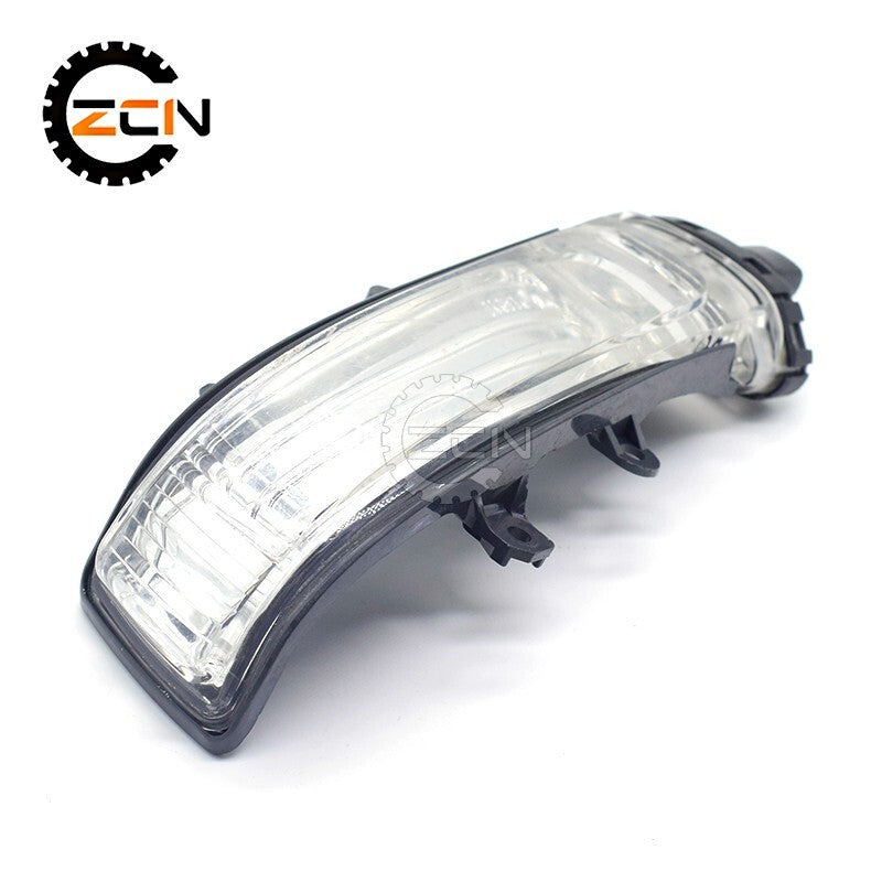 Applicable to RAV4 06 wing mirror LED signal right side 214-17433- n