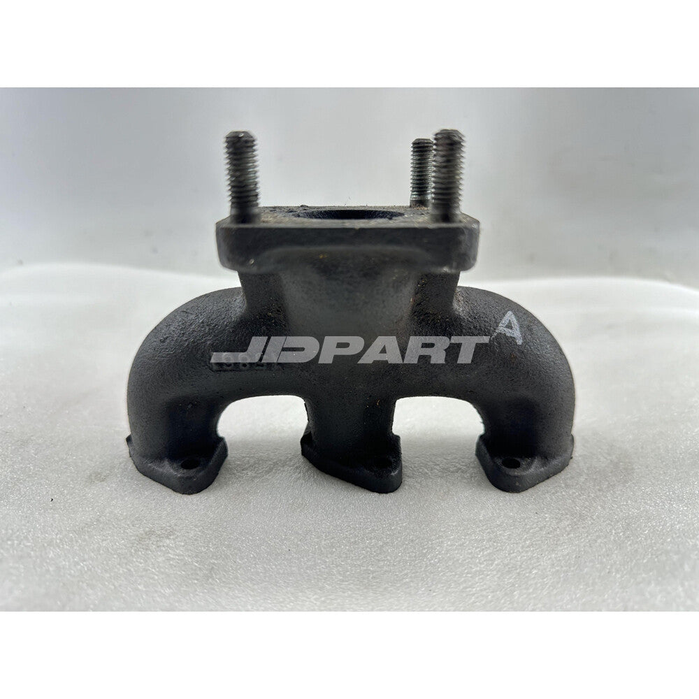 D722 exhaust manifold is suitable for excavator engine parts.