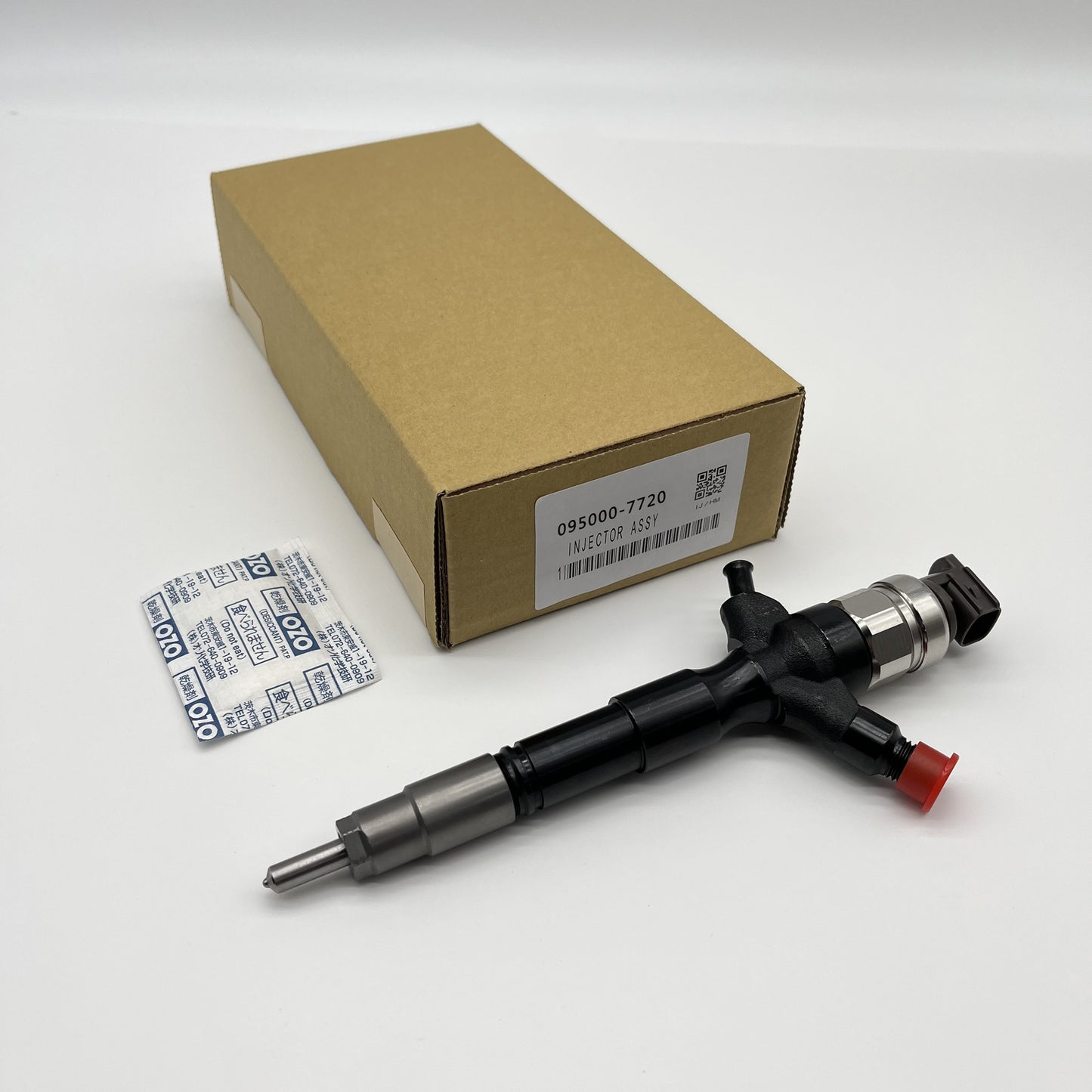 Diesel Fuel Injector 095000-5890 23670-39135 for Toyota 1KD for Toyota for Land Cruiser