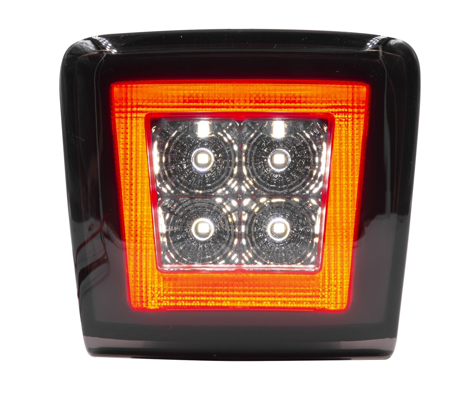 82 C Thermostat 3800884 is suitable for B3.3 4B3.3 engines. 5702 B